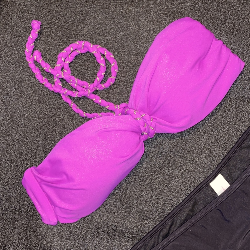 Bikini Set - Picture 2 of 3